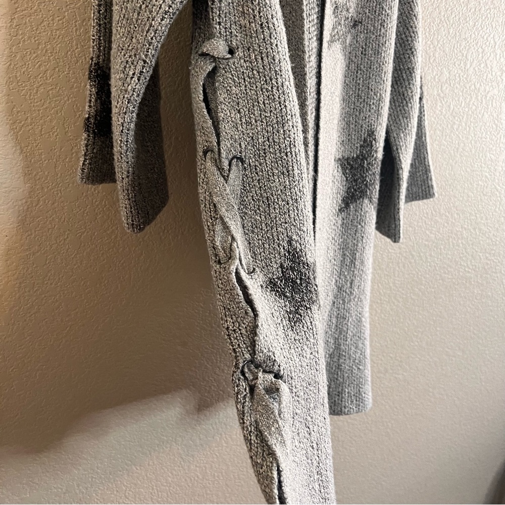 Cupcakes and Cashmere Etoile Star Cardigan Size Small - Picture 10 of 11